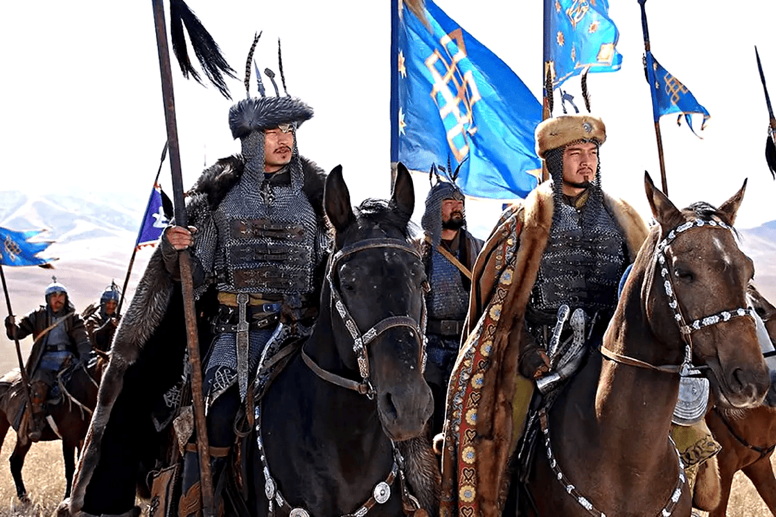 Флаг Казахского ханства: как турецкий новодел с «вечным узлом» стал символом нации