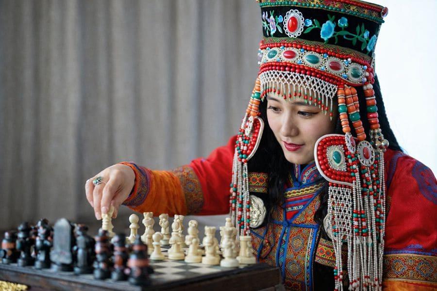 Монгольские народы и шахматы: от шатар к современности