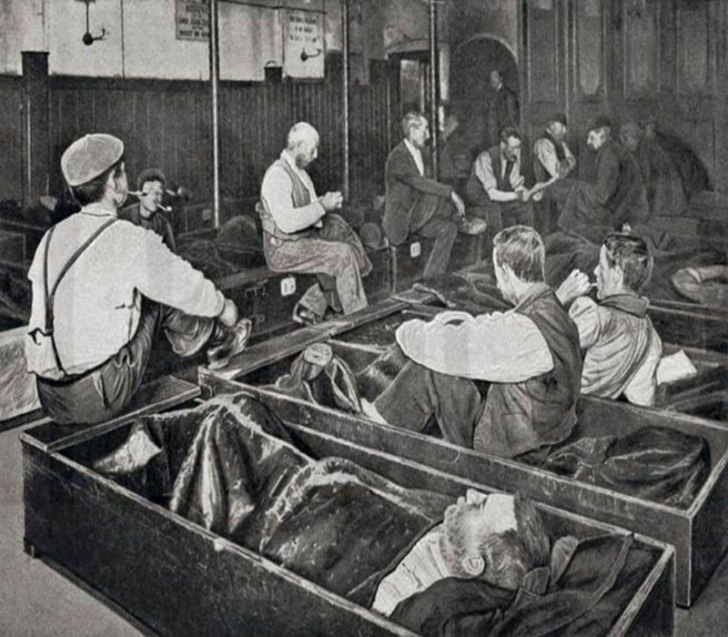 Верёвочная кровать в ночлежках Британии XIX–XX века