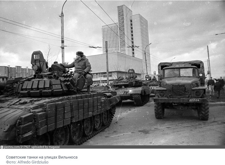 ​«Не внемлет голосу разума»: как СССР обложил санкциями Литву в 1990 году