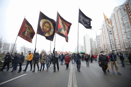 В России прошли разрешённые властями «русские марши» в День народного единства