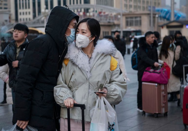 Госкомитет по вопросам здравоохранения КНР рассказал, как происходят массовые заражения коронавирусом