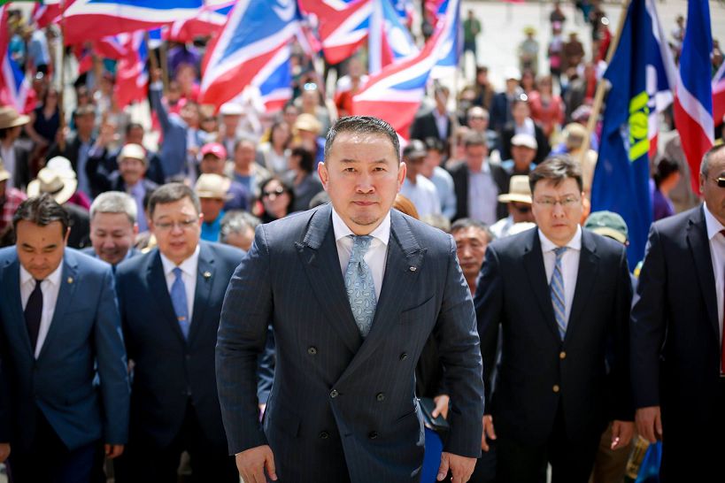 Как Монголия оказалась единственной страной победившей демократии в Центральной Азии