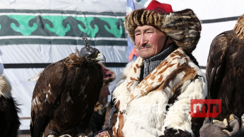 С чего начинается родина для казахов Монголии