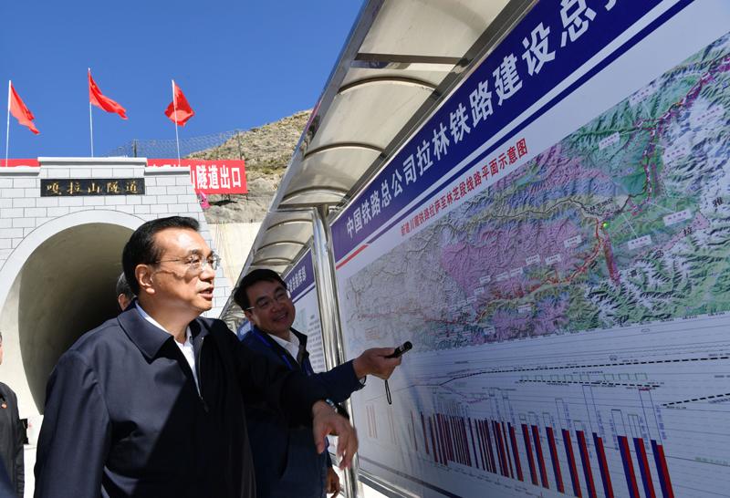 Китай проложил до Тибета высокоскоростную железную дорогу