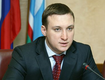 Айсен Николаев предложил законодательно закрепить первоочередное трудоустройство местных жителей в алмазодобывающие компании Якутии