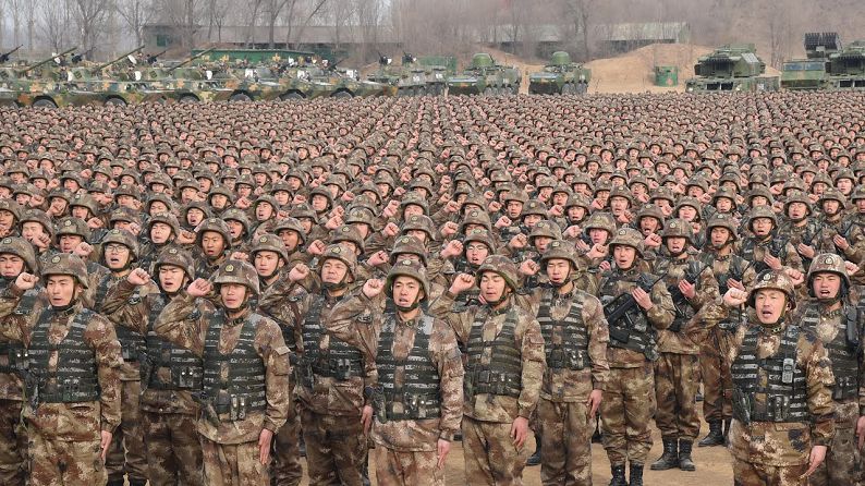 Си Цзиньпин призвал армию готовиться к войне. "Необходимо сконцентрироваться на подготовке к войне".