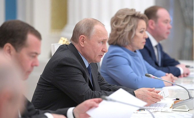 Кремль усиливает контроль за исполнением нацпроектов в регионах