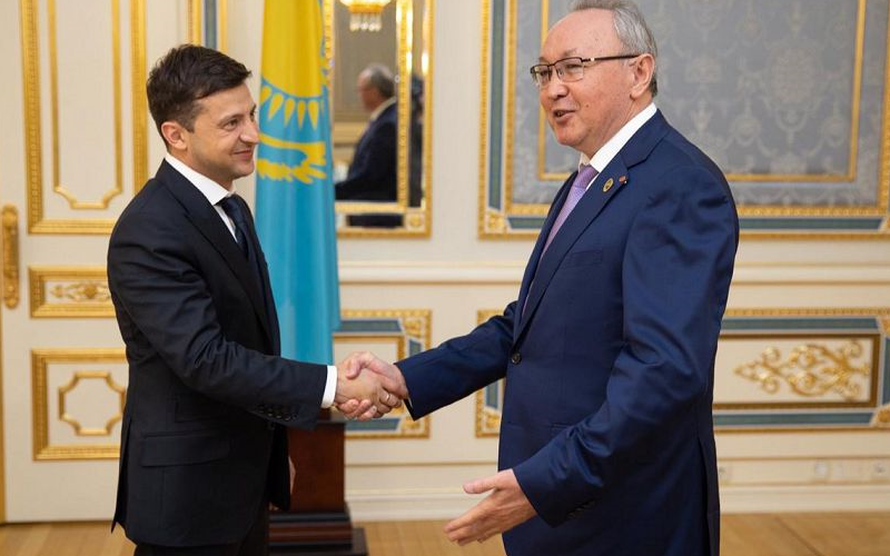 Казахстан и Украина обсудили активизацию отношений