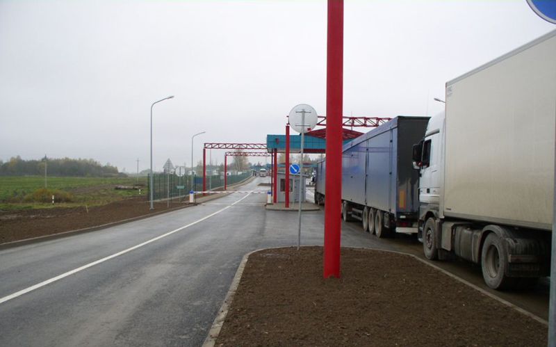 Монголы-«​дипломаты»​ везли через белорусско-латвийскую границу 5 млн сигарет