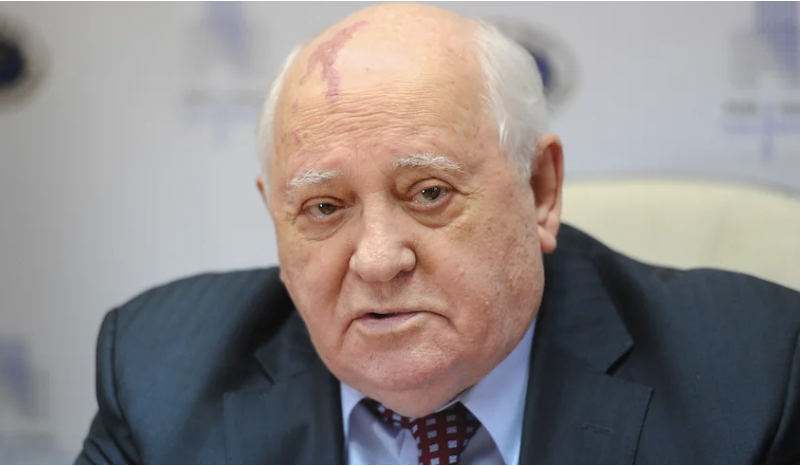 В 2019-м Горбачёв призвал общество и президента подумать о сменяемости власти