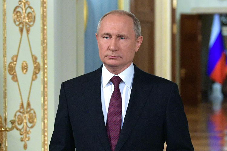 Путин распорядился проверить готовность ВС РФ к борьбе с COVID-19