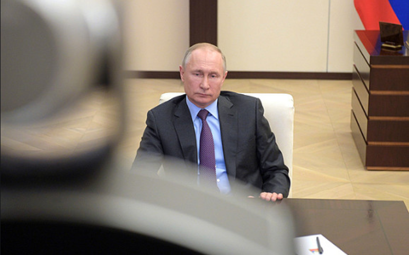 ​Путин призвал подготовиться к угрозе второй волны коронавируса в России