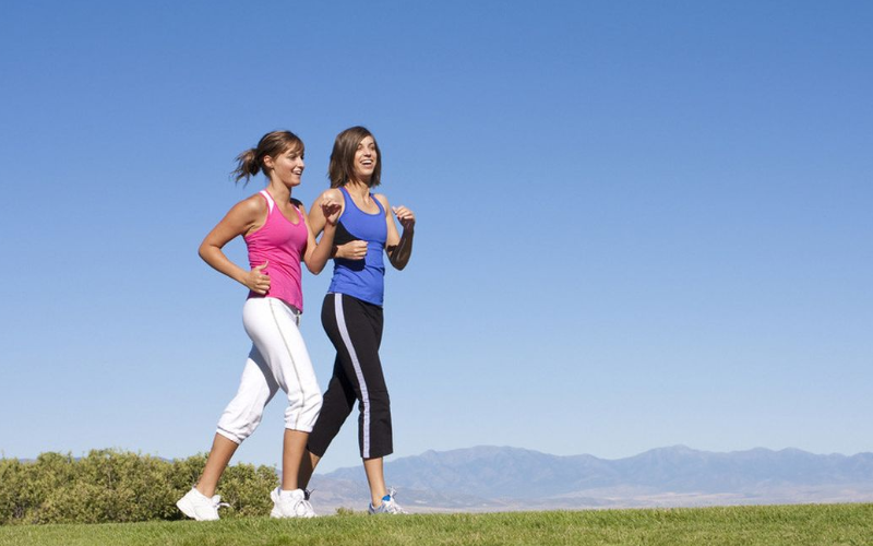 Что эффективнее: бег или продолжительная ходьба?​ Учёные из США дали ответ