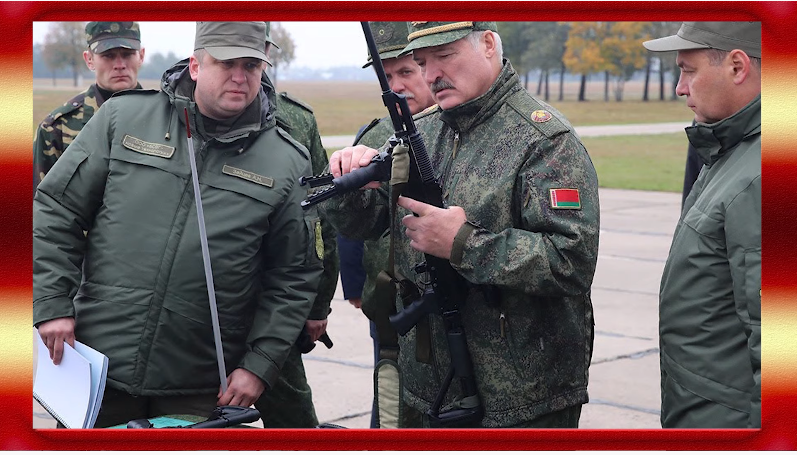 Лукашенко: Путин, защищая Беларусь, прежде всего защищает Россию