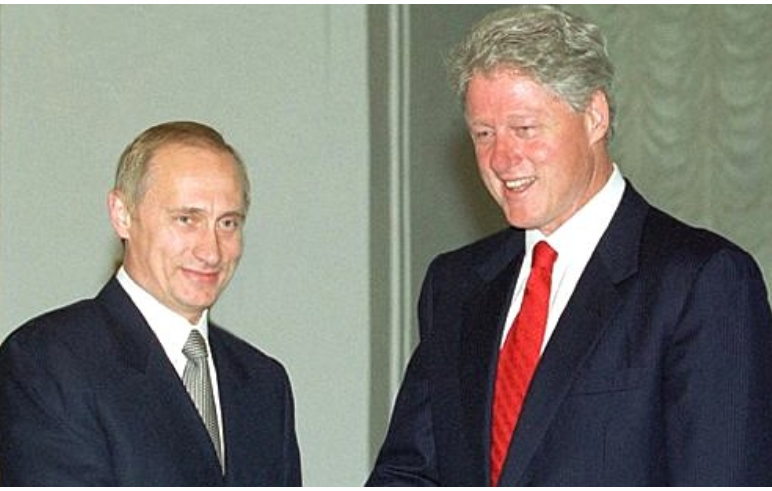 В США рассекретили переговоры Путина и Клинтона после гибели «Курска»