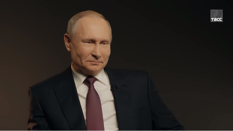 Путин пообещал не вводить тотальный карантин