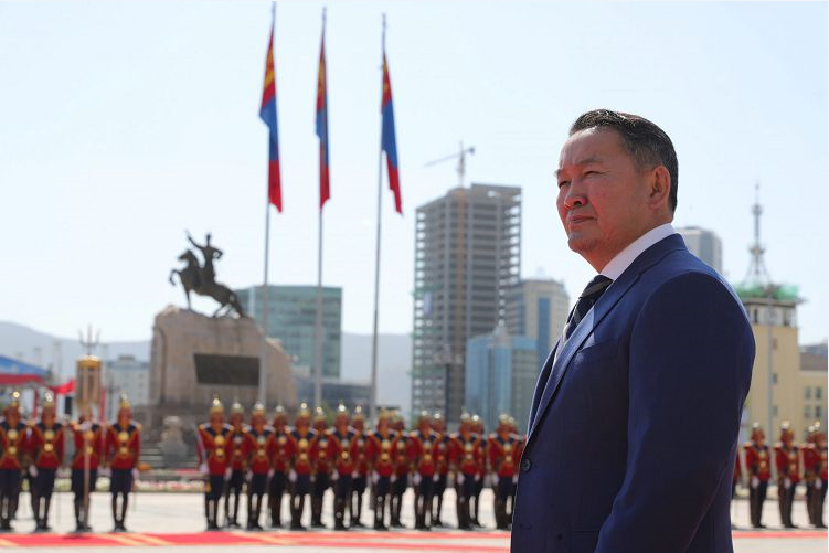 ​Сенаторы США призвали Госдеп защитить от Китая демократию в Монголии