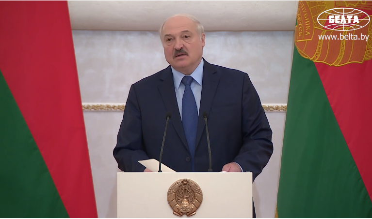 ​Лукашенко: Мы делаем Конституцию будущего